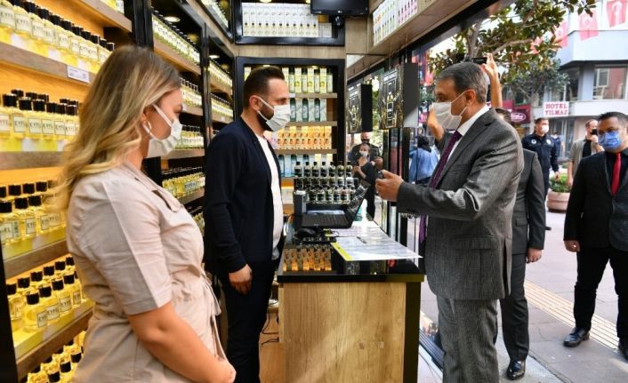 Zeytin işçileri kayıt altına alınacak