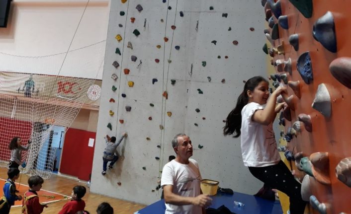"Zirvede Ben de Varım Projesi" ile milli sporcular yetiştiriliyor