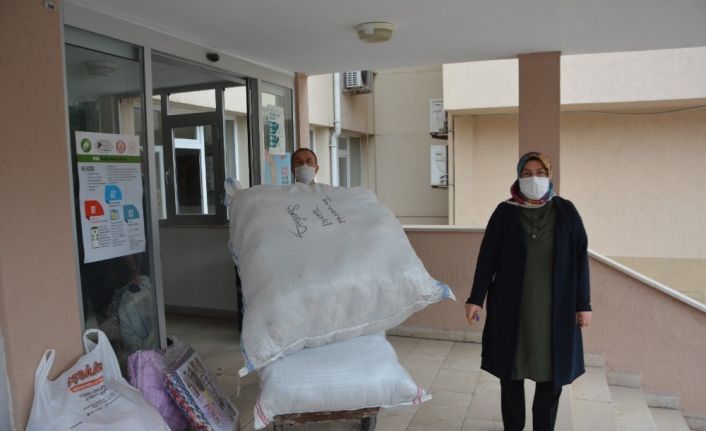 19 Mayıs’tan İzmir’e yardım eli