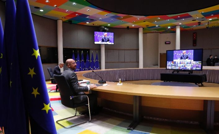 AB liderleri bütçe, hızlı test ve aşıyı görüştü