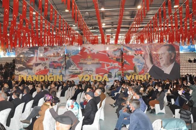 AK Parti Kars 7. Olağan Kongresi’ne hazırlanan koreografi damga vurdu