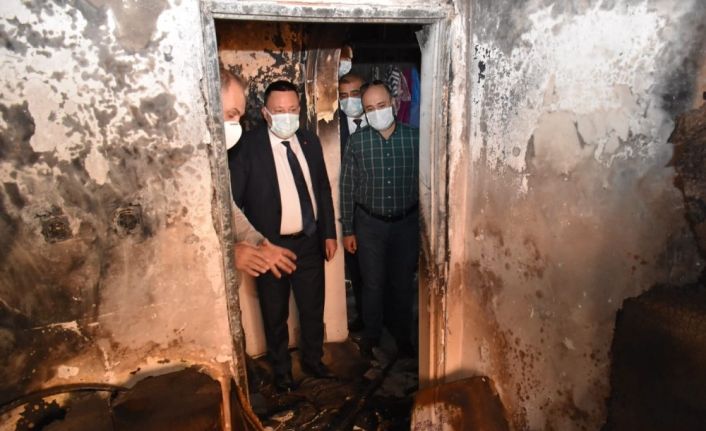 AK Partili Başkan Beyoğlu, yangında küle dönen evi kendi imkanlarıyla onaracak