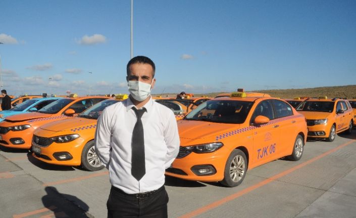 Araçta unutulan 300 bin euroyu sahibine teslim eden o taksici konuştu