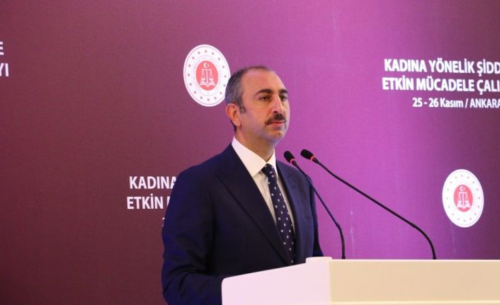 Bakan Gül’den Libya’ya seyreden ticari gemiye yapılan müdahaleye tepki