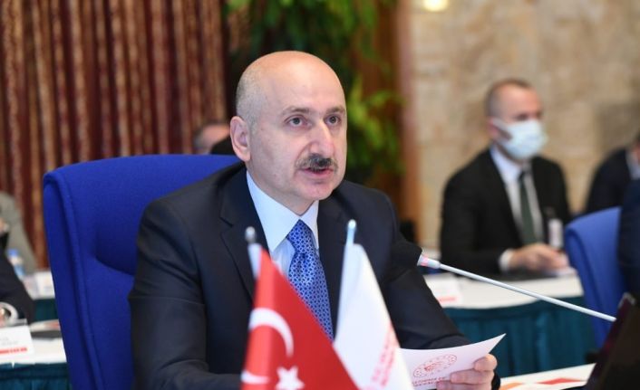 Bakan Karaismailoğlu: "Çin-Türkiye arasındaki 12 günlük seyir süresini 10 güne düşürmeyi hedefliyoruz"