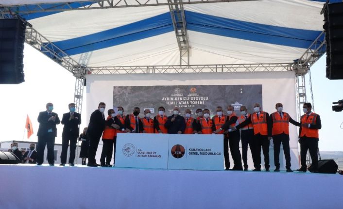 Bakan Karaismailoğlu tarafından Aydın-Denizli Otoyolu’nun temeli atıldı