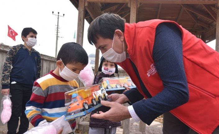 Başkan Hasan Kılca çocuklarla bir araya geldi