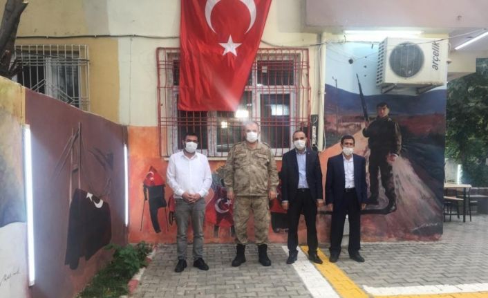 Batman İl Jandarma Komutanı Çakmak şehit aileleri ve gazilerle bir araya geldi