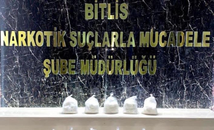 Bitlis’te 5 kilo 600 gram metanfetamin ele geçirildi