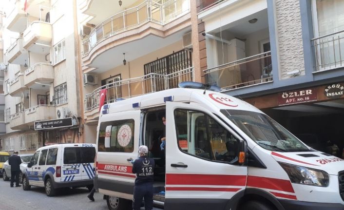 Çilingir yardımıyla girilen evde ölü bulundu