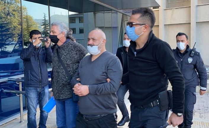 Cinayet şüphelileri adliyede