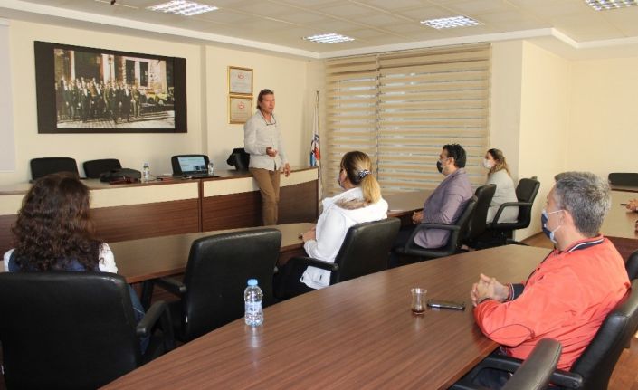 Dr. Baş, "Kovid -19 virüsü ile yaşamayı öğreneceğiz"