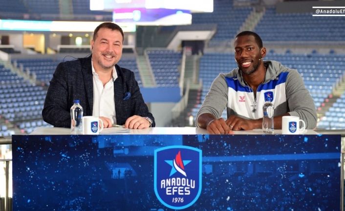 ’Dunston Blokları’ artık Sinan Erdem Spor Salonu’nda