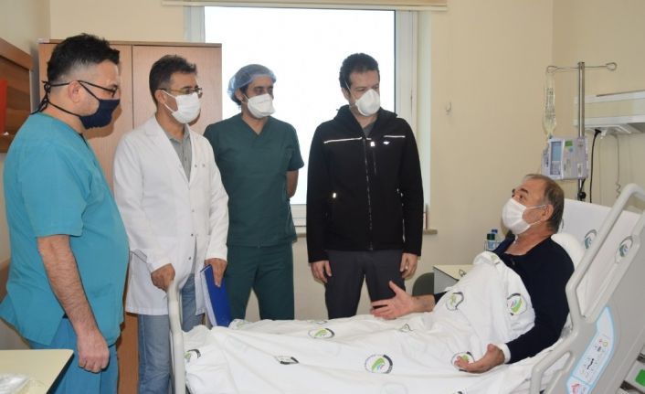 Düzce Üniversitesi Hastanesi Organ Nakli Merkezi’nde bir ilk daha