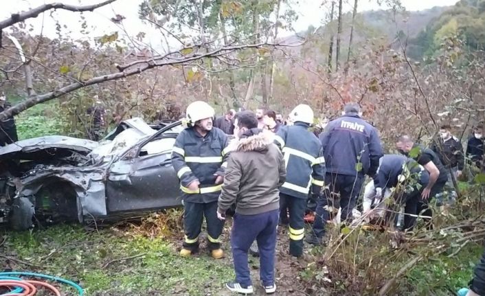 Düzce’de otomobil fındık bahçesine uçtu: 4 yaralı