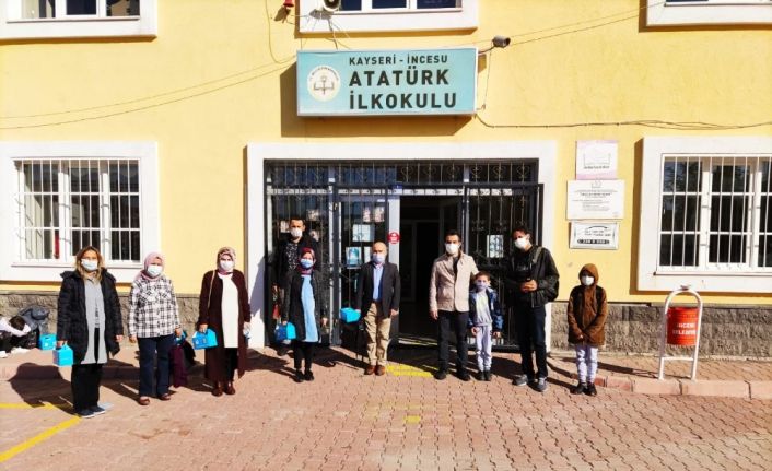 Eğitim Bir Sen 200 bin maske dağıtıyor