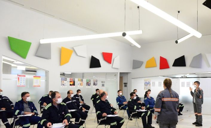 Erdemir, Korona virüs önlemlerine rap şarkıyla dikkat çekti