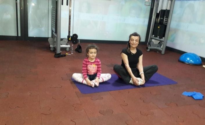 Fitness Eğitmeni Dilek Eflatun Yılmaz, “Egzersizler koronavirüse karşı bizleri korumakta”