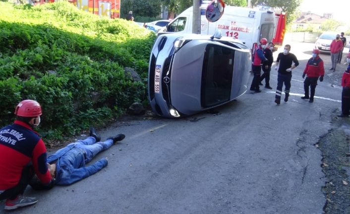 Fren yerine gaza basınca yayaya çarptı