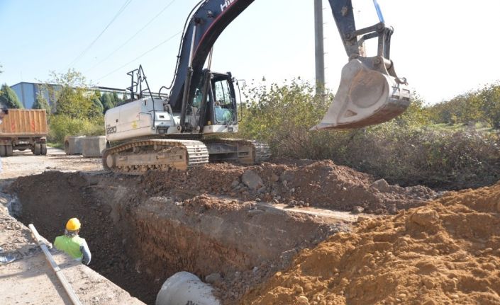 Hendek Belediye Başkanı Babaoğlu: “Hendek’in alt yapısı güçlenmeye devam ediyor”