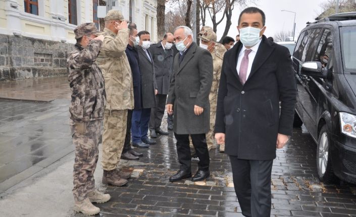 İçişleri Bakan Yardımcısı Ersoy: “İlk sokağa çıkma yasağı bu akşam başlıyor”