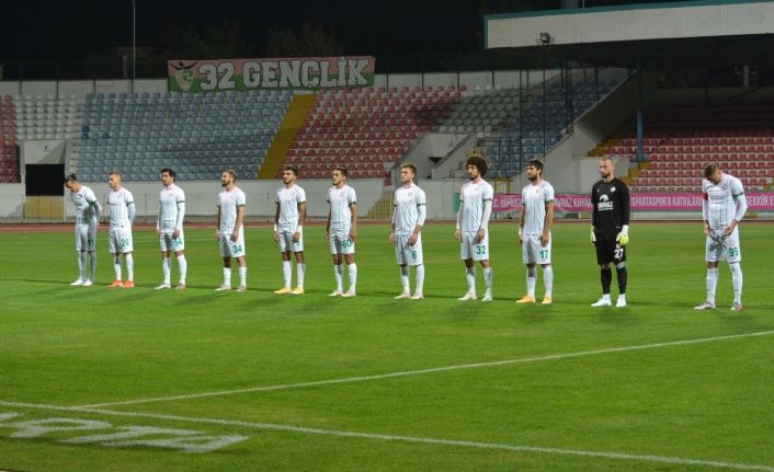 Isparta 32 Spor, Esenler Erokspor maçına koronavirüs ertelemesi