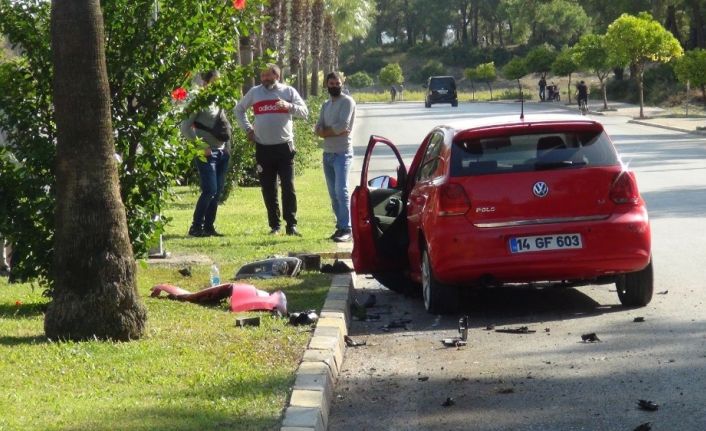 Kaza yapan araca bakmak için yavaşlayan sürücü ikinci kazaya sebep oldu