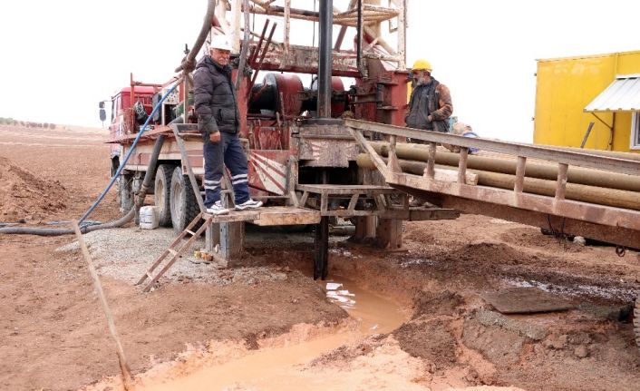 Köyünün su ihtiyacını karşılamak için 5 kez sondaj vurdurdu 650 bin lira harcadı
