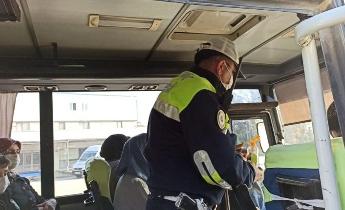 Kurallara uymadan 7 araç sahibine 5 bin 212 TL ceza kesildi