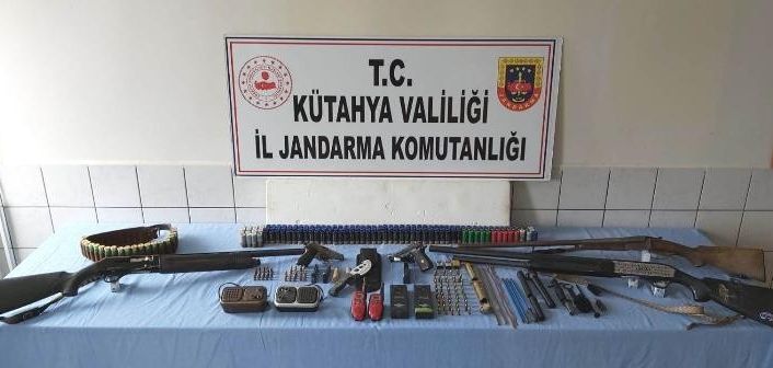 Kütahya’da silah kaçaklığı operasyonu