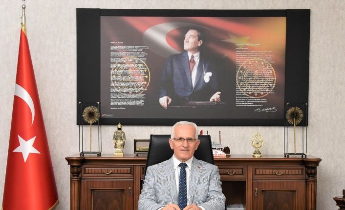 Mahmut Oğuz; “Çocuklarımız, iyi bir insan ve iyi bir vatandaş olmayı sizden öğrenmektedir”