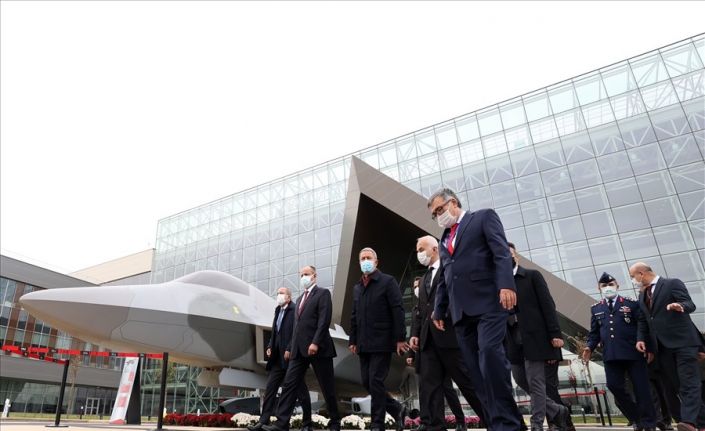 Milli Savunma Bakanı Hulusi Akar ve TSK Komuta Kademesi TUSAŞ’ı ziyaret etti