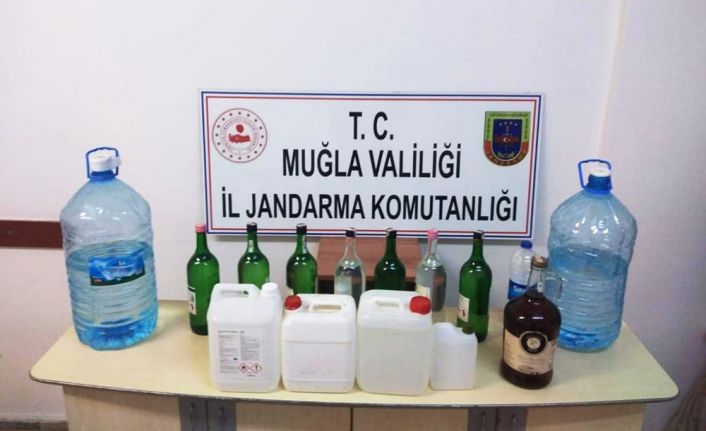 Muğla Jandarması 361 litre sahte içki ele geçirdi