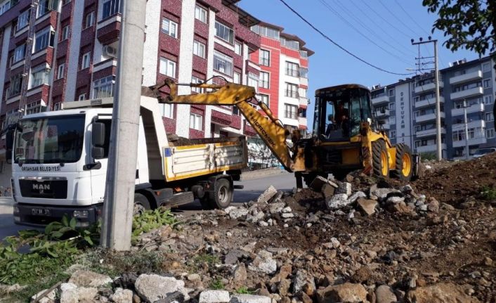 Ortahisar Belediyesi bu yıl 11 adet yeni park ile 1 meyve bahçesini hizmete açtı