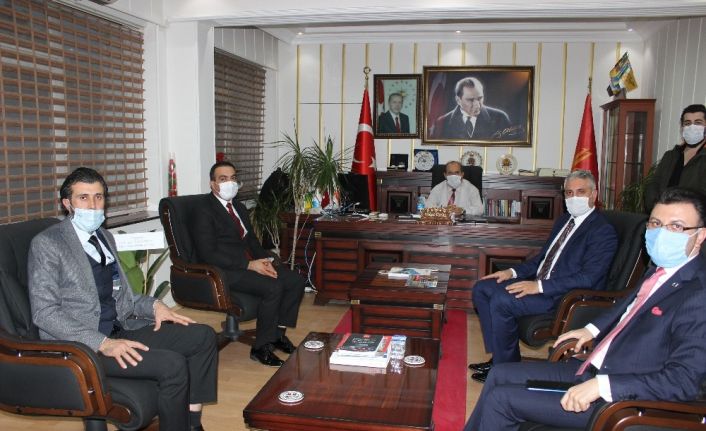 Osmanlı Ocakları Genel Başkanı Canpolat, Kaymakam Ünal’ı ziyaret etti