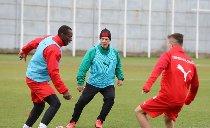 Sivasspor’da Galatasaray maçı hazırlıkları başladı