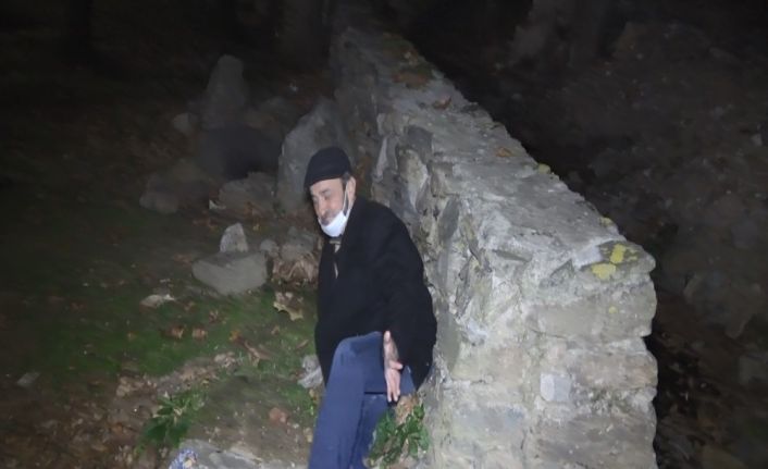 Sokağa çıkma kısıtlamasını ormanda geçirmeye karar verince başına gelmeyen kalmadı