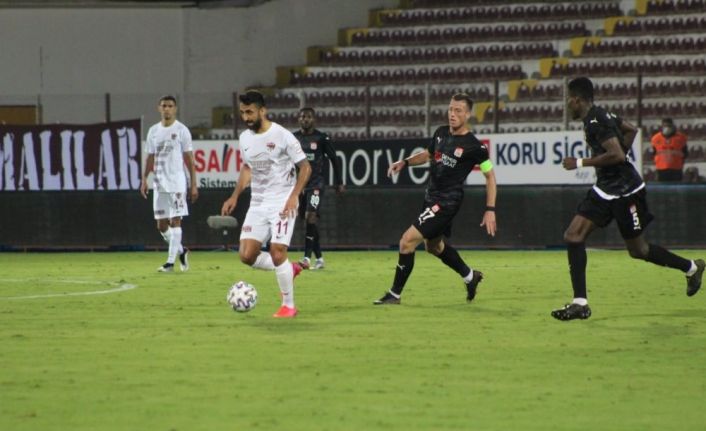 Süper Lig: A. Hatayspor: 1 - D.G. Sivasspor: 1 (İlk yarı)
