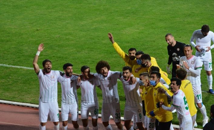 TFF 3. Lig: Isparta 32 Spor: 2 - Tokat Erbaaspor: 0