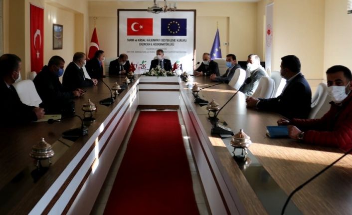 TMO Genel Müdürü Güldal, Erzincan’da tarım sektörü temsilcileri ile biraraya geldi