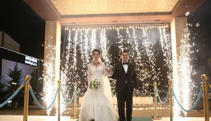 Vali yardımcısı aşiret liderine damat oldu