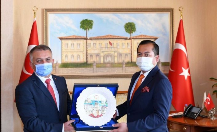 Vali Yazıcı: " Aşı çalışmaları tamamlanıp bu salgın sürecini atlatarak misafirlerimizi  ağırlamaya devam edeceğiz."