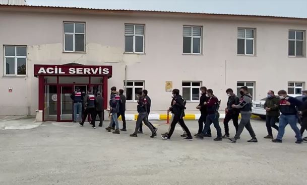 Van merkezli terör operasyonu: 13 gözaltı