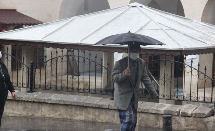 Yağmur geçen yıl aynı döneme oranla 3 kat fazla oldu