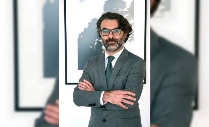 Yakın Doğu Üniversitesi Basın Yayın ve Halkla İlişkiler Müdürlüğüne Özer Turan atandı