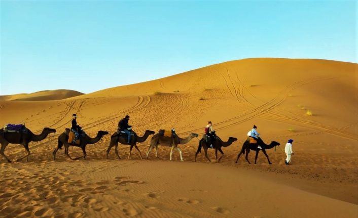 42 ülke gören genç gezgin yurt dışında tanıştığı kişileri kaleme aldı