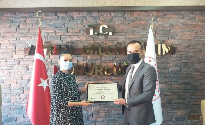 Ağrı Milli Eğitim Müdürü Tekin, eTwinning’de başarılı okul ve öğretmenleri ödüllendirdi