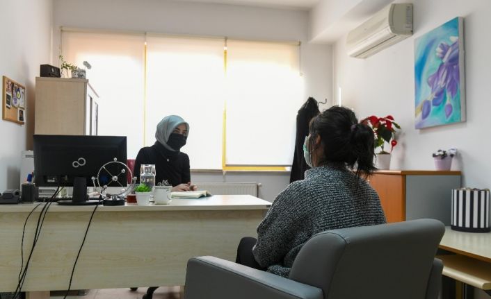 Ankara Büyükşehir Belediyesi tarafından yürütülen psikolojik danışmanlık hizmetine vatandaşlardan yoğun ilgi