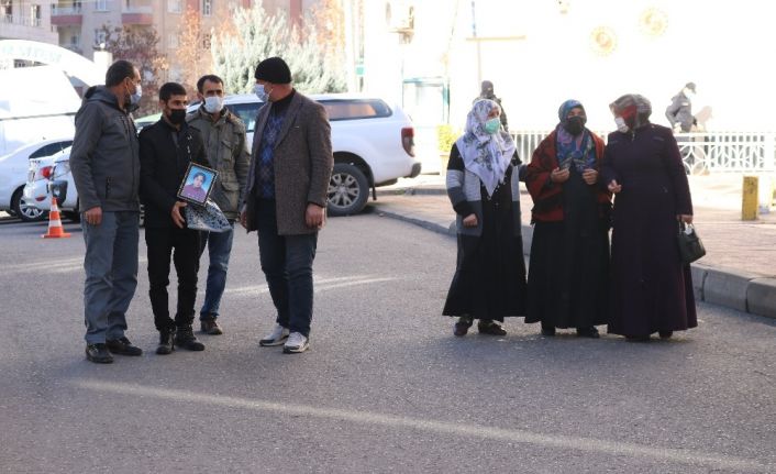 Annelerin çığlığı gün geçtikçe büyüyor, evlat nöbeti eylemine katılım devam ediyor