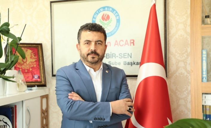 Başkan Acar: "Mehmet Akif Ersoy, ilham veren ideal bir model, kıymeti bilinmesi gereken bir değerdir"